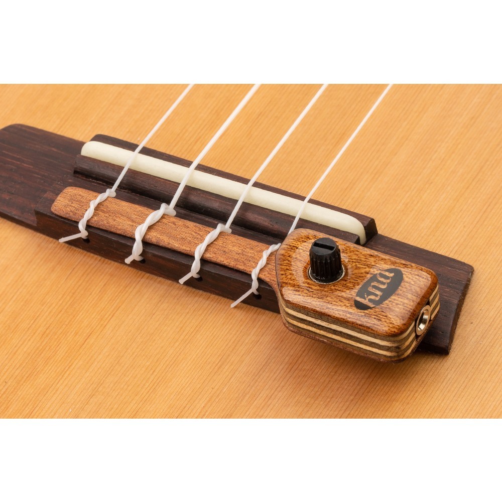 KNA UK-2 Portable piezo pickup with volume control for ukulele UK-2