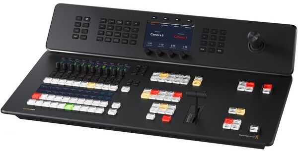 Blackmagic ATEM Television Studio 4K8 Mezclador de Vídeo ATEM Television Studio 4K8 Mezclador de Vídeo