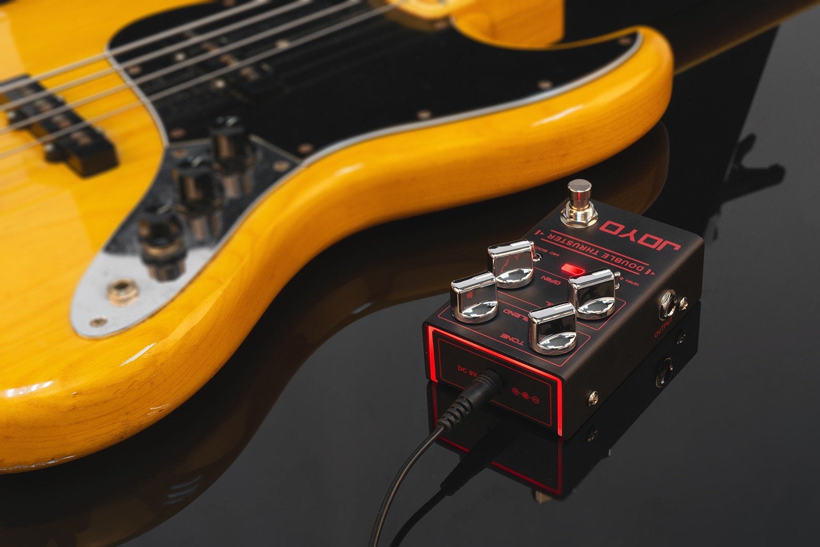 Joyo R-28 - Pedal Serie R Double Thruster ( Bass Overdrive) R-28