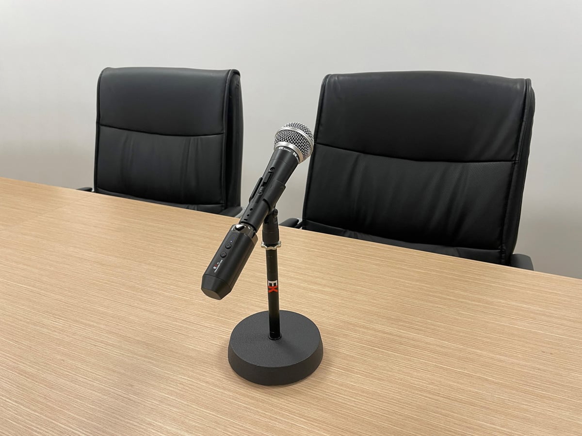 EK Audio Sistema  Inalámbrico Transmisor/Receptor Para Micrófono EKTI