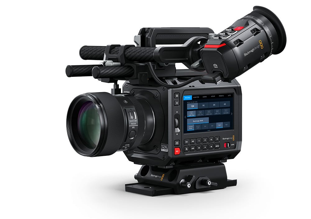 Blackmagic CINECAMCPYXN12LFEF Pyxis 12K EF CINECAMCPYXN12LFEF