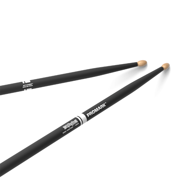 ProMark TXMP420XW-AG Baqueta Mike Portnoy ActiveGrip 420X Nogal americano. Punta de madera ovalada TXMP420XW-AG