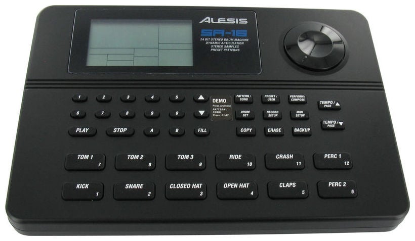 ALESIS SR-16  Caja ritmos SR16 SR-16