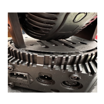 Audibax Iowa 70 UV Cabeza Móvil Wash 60W LED RGBWAUV - 6 en 1 ( DEFECTO ESTETICO ) CUERPO UN POCO DES-CENTRADO Iowa 70 UV