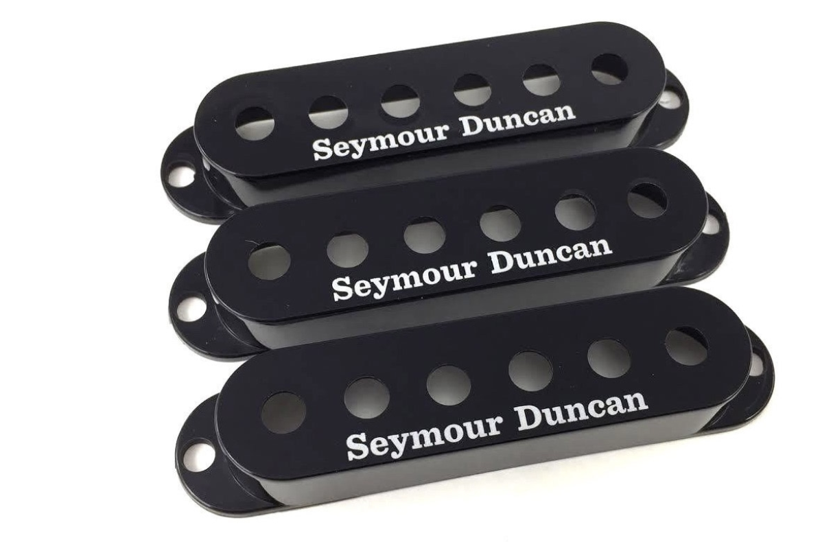 Seymour Duncan Cubrepastillas Classic Black Pack de 3 unidades Cubre Classic BLK logo