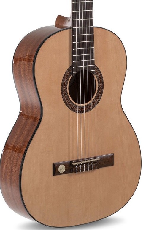 GEWA Pro Arte GC 210 A Guitarra clásica Pro Arte GC 210 A