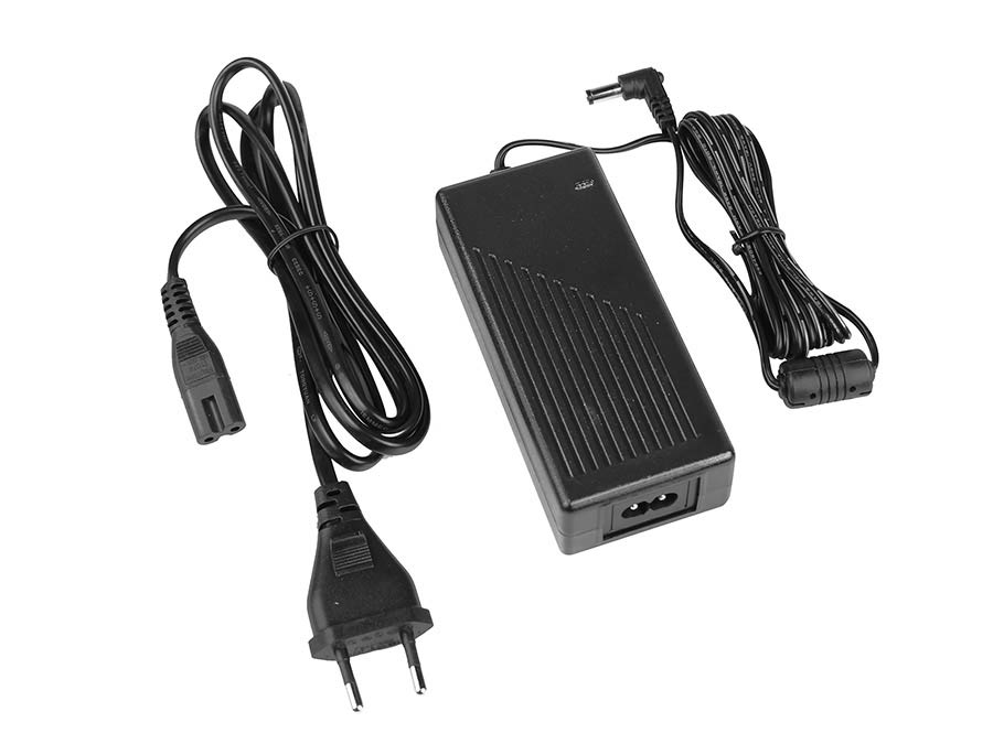 Medeli MAD15/2500 Fuente De Alimentación 15V 2500Ma