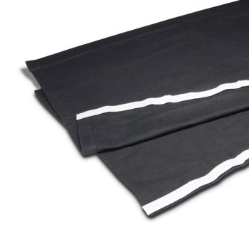 Adam hall stage skirt 300 60x0.6 blk