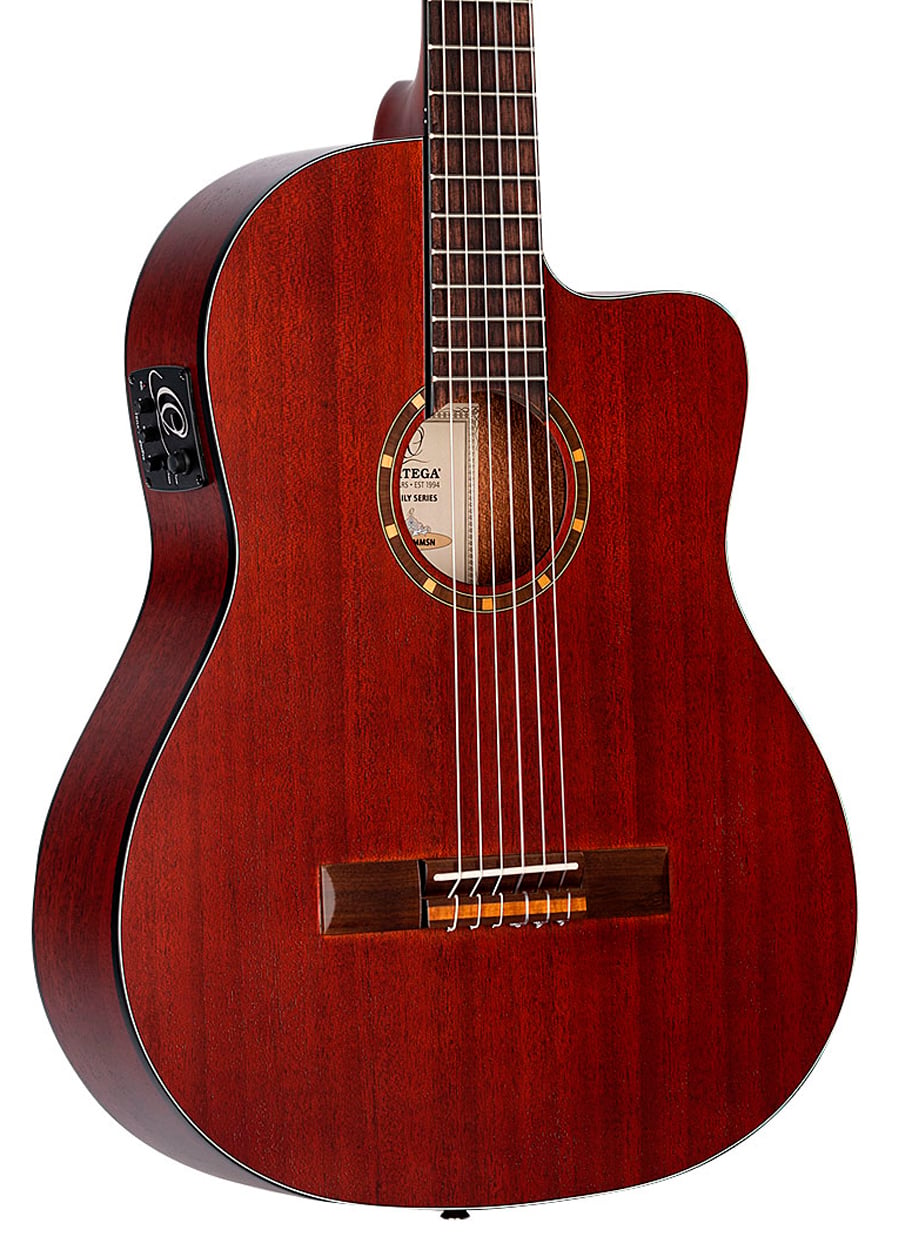 Ortega RCE125MMSN. Guitarra Clásica Natural + Funda RCE125MMSN
